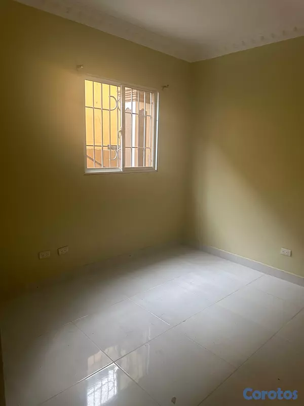 casas - Alquilo casa en la cienega el km 14 $23,000 un pri 10