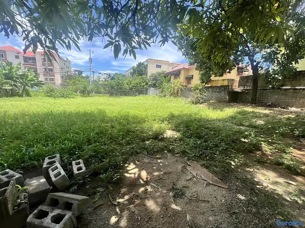 solares y terrenos - venta de solar en la autopista de san Isidro 1,300mts cerca del coral mall  6