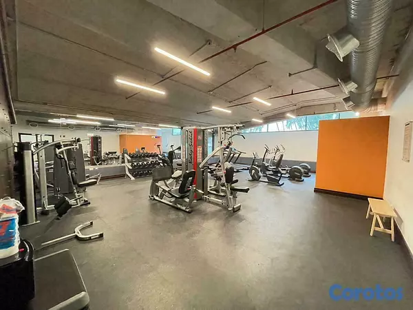 oficinas y locales comerciales - Oficina en alquiler Piantini TORRE empresarial de Lujo, piso alto 45 Mts 3