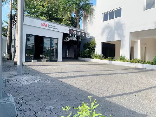 oficinas y locales comerciales - De oportunidad esquinero en arroyo hondo 4