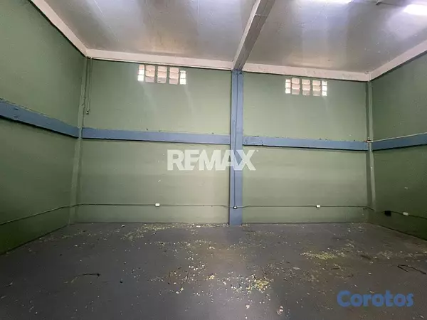 oficinas y locales comerciales - Nave Industrial en PANTOJA SANTO DOMINGO OESTE 2