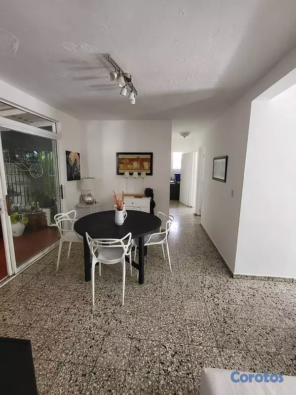 casas - Casa de 3 habitaciones en venta en Av. Independenc 11
