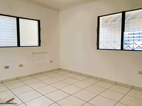 apartamentos - apartamento con terraza en evaristo morales  9