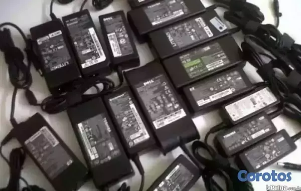 computadoras y laptops - TENEMOS TODOS TIPOS DE FUENTE,CARGADOR  PARA LAPTOP, DELL,HP,LENOVO,ACER,MAC,   4