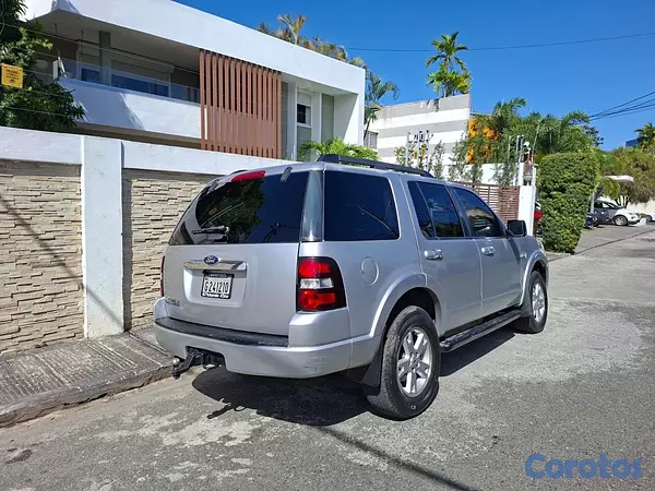 jeepetas y camionetas - 2010 Ford Explorer En Oferta 4