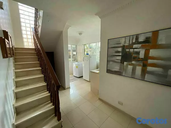 casas - Vendo Lujosa casa Vista Hermosa, Santo Domingo Est 4