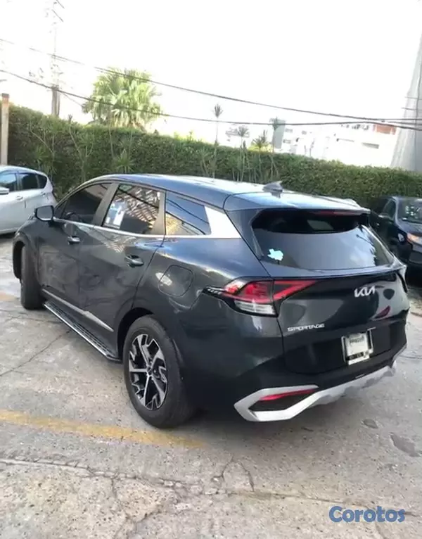 jeepetas y camionetas - Kia Sportage EX Full 2024 3