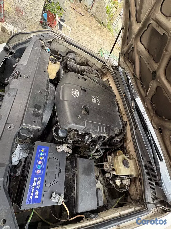 jeepetas y camionetas - Se vende toyota 4Runner, lista para trabajar 9