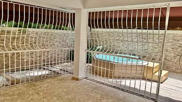 casas - Vendo casa en Las Praderas. 2