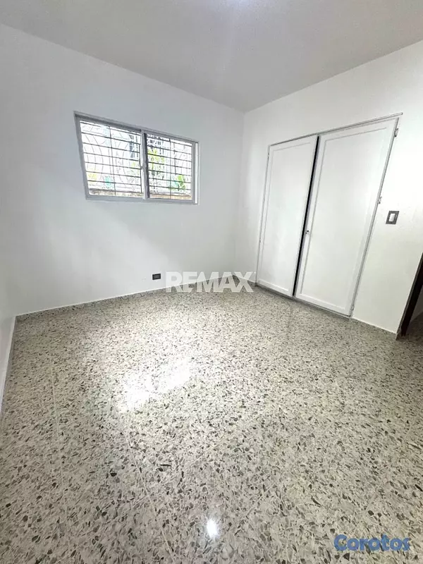 apartamentos - ALQUILO  apartamento en PIANTINI 10