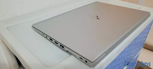 computadoras y laptops - laptop hp Elietebook G5 14 Pulg Core i5 7ma Gen Ram 8gb ddr4 Disco 256gb SSD 3