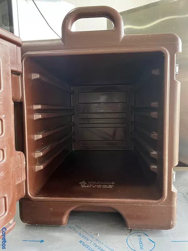 equipos profesionales - CARROS CALIENTE PARA CHEFFING CONSERVADOR DE COMIDA
 CAMBROS 4