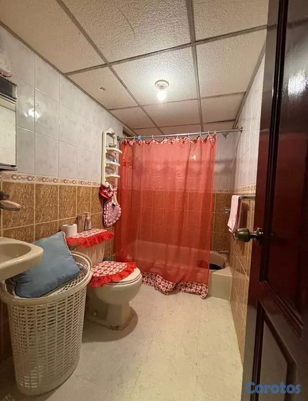 apartamentos - Venta de Amplio Apartamento vacío en – Los Restauradores 135 m² 
 7