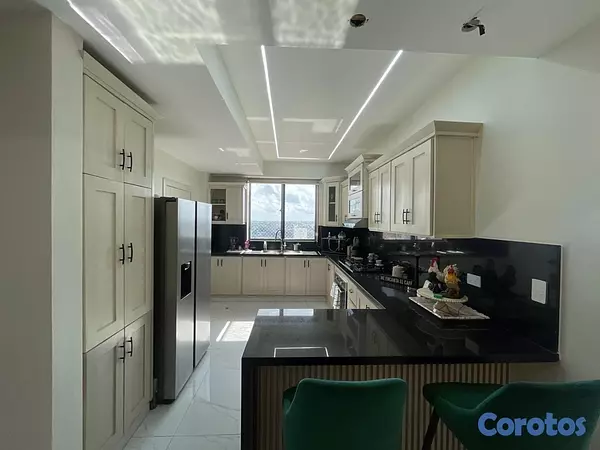 apartamentos - venta de apartamento tipo penthouse con 383mt y jacuzzi  en Alma Rosa 1  3