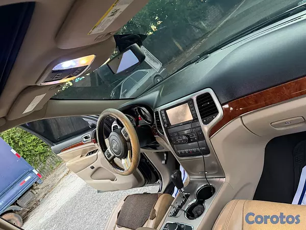 jeepetas y camionetas - Vendo Jeep Grand Cherokee 11