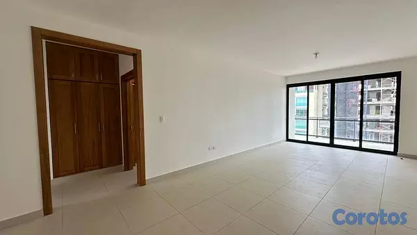 apartamentos - Apartamento de 3 Habitaciones con Balcones y Área Social en Último Nivel 8
