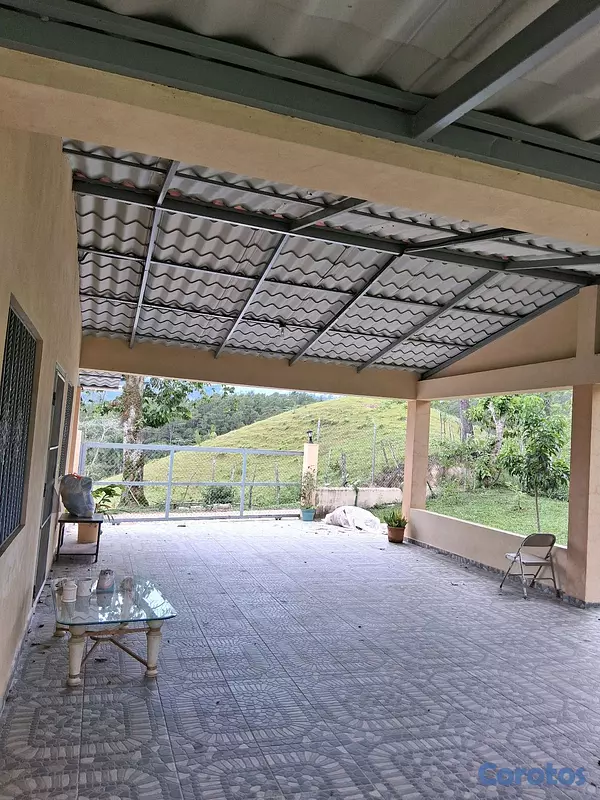 casas - casa con 4 tareas de terrenos,deslindada 12
