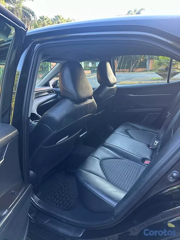 carros - Toyota Camry SE 2023 4x4 9