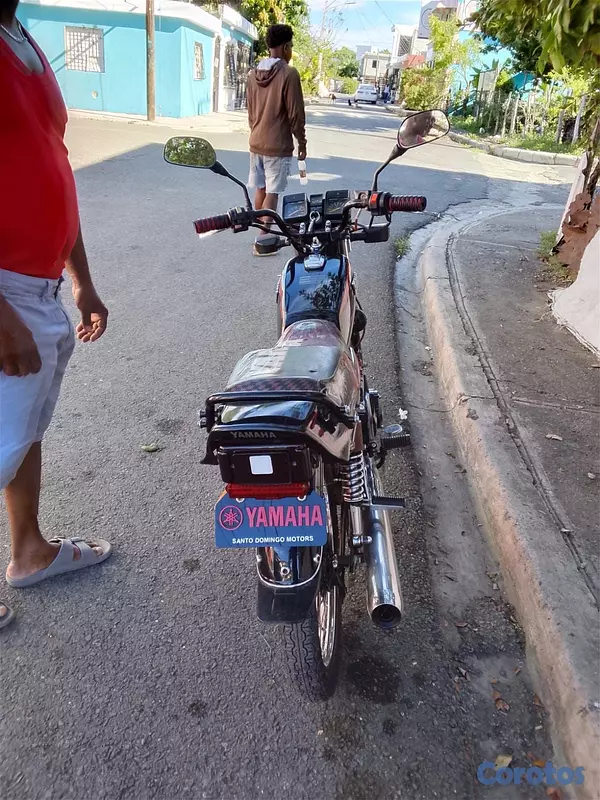 motores y pasolas - Motor 115 Yamaha  80,000 negociables, todos los pa 4