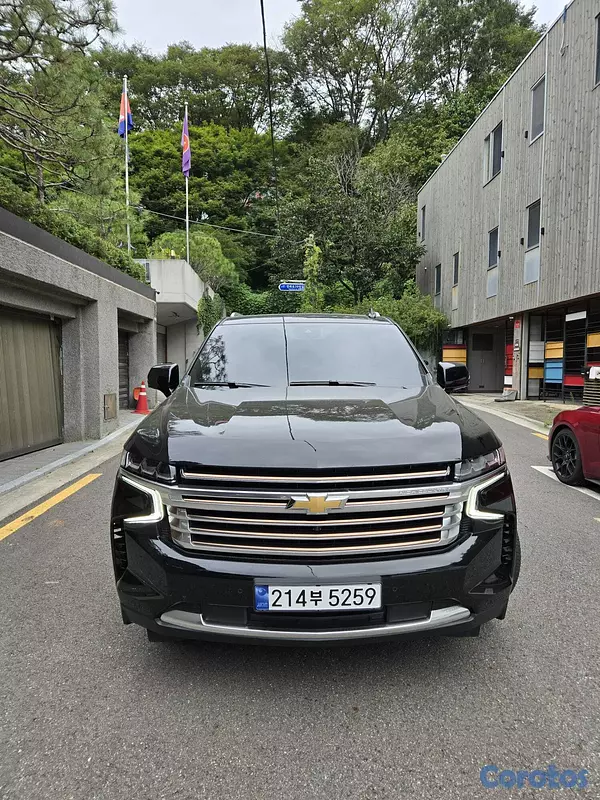 otros vehiculos - CHEVROLET TAHOE HIGHCOUNTRY 2023 NEGRO GASOLINA 9