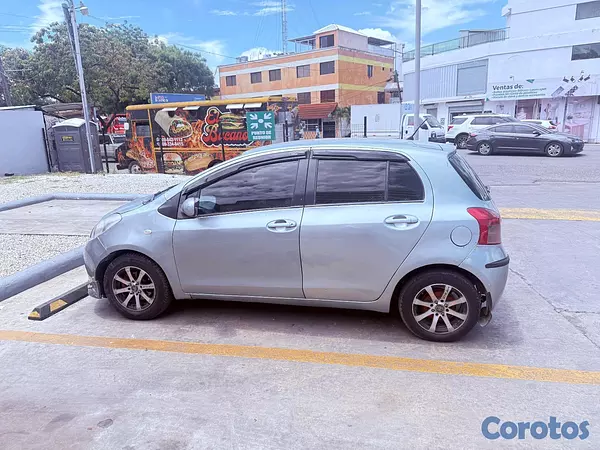 carros - TOYOTA VITZ 2008
4 CILINDROS
AUTOMÁTICO
PANTALLA TÁCTIL
AROS DE MAGNESIO etc. 
 4
