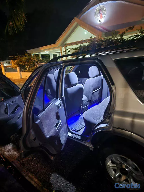 jeepetas y camionetas - Impecable Isuzu Rodeo 2004 11