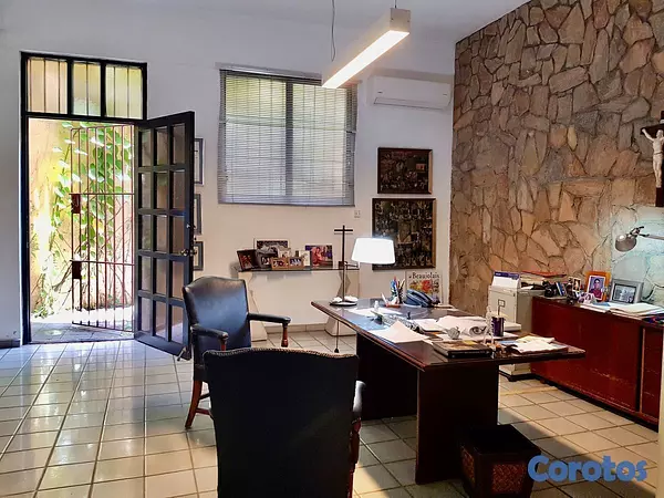 casas - Propiedad en la Zona Colonial para reformar  5