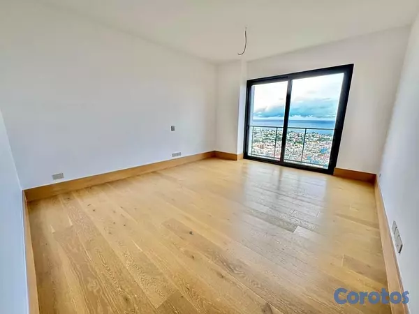 apartamentos - vendo avenida anacaona piso 19 tres habitaciones con su baño tres parqueos balcó 7