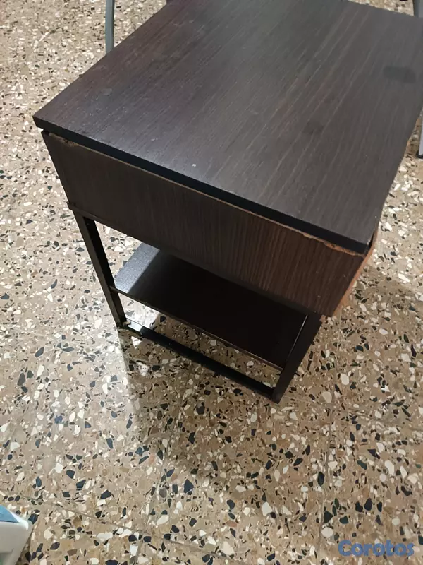 muebles y colchones - Mesa de noche  3