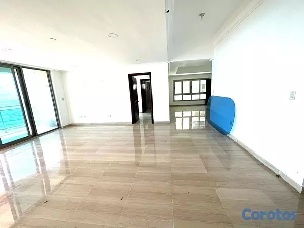 apartamentos - Alquiler Amplio Apartamento de 3 Habitaciones, Malecón Center, Santo Domingo 1