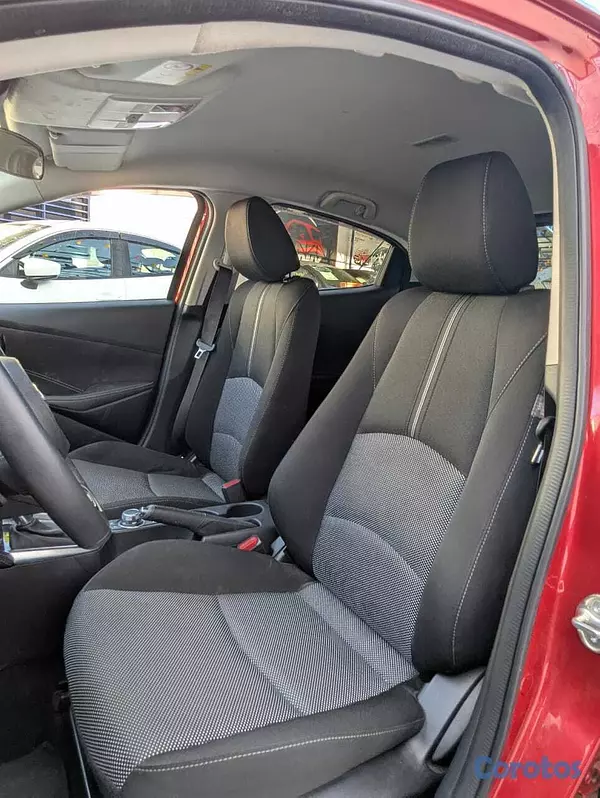 carros - MAZDA DEMIO 6