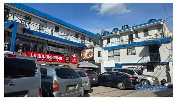 otros inmuebles - PLaza Comercial Rentada completa a paso linconl 3