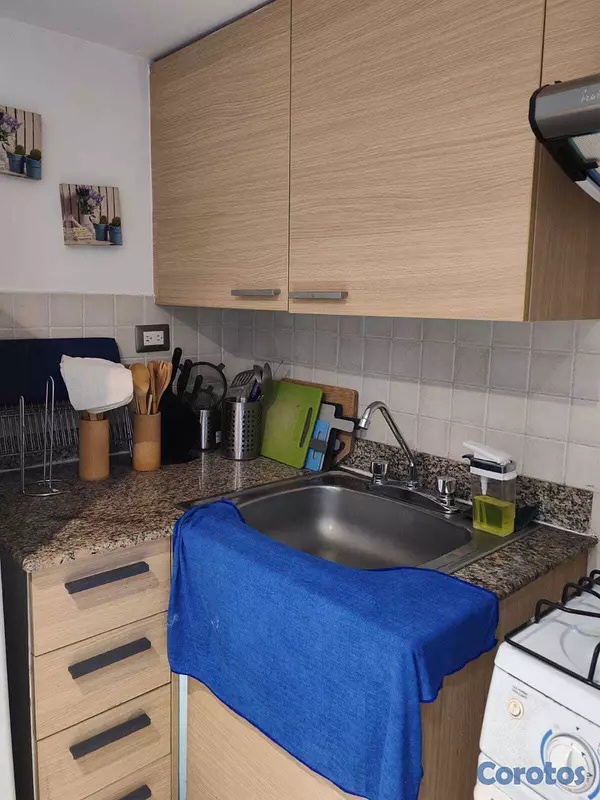 apartamentos - ALQUILO APTO ESTUDIO AMUEBLADO,  57 Mts.2, 6TO PIS 8