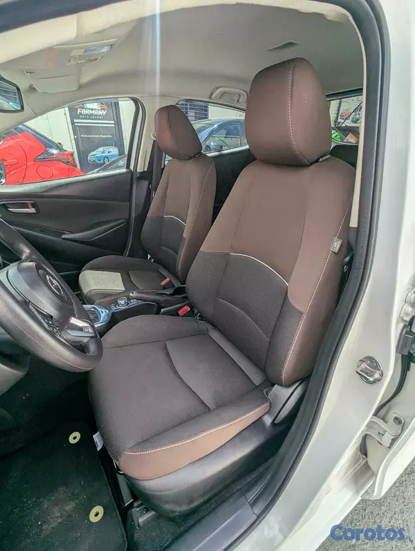 carros - MAZDA2 TOURING 2020 12