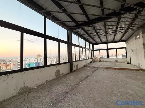 oficinas y locales comerciales - Local en Alquiler en Piantinin 5