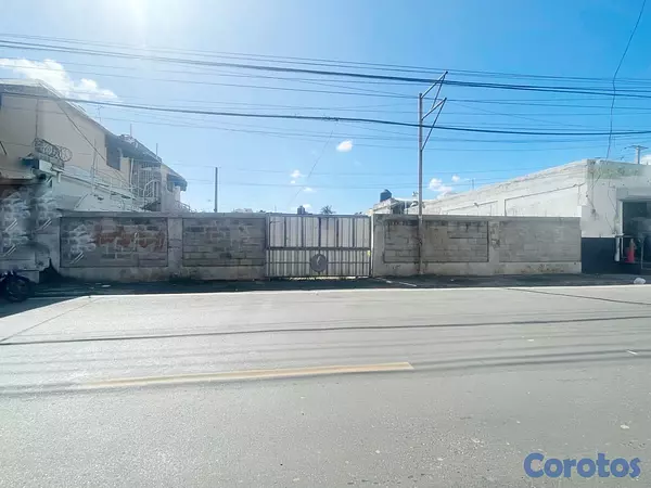 solares y terrenos - Solar comercial en venta  4