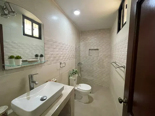 casas - Vendo Casa en El Cacique    4