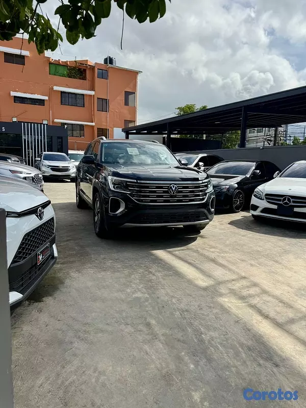 jeepetas y camionetas - Volkswagen Teramont Highline 2024 3