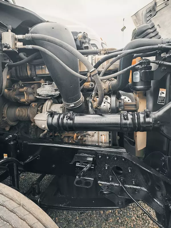 camiones y vehiculos pesados - FREIGHTLINER CASCADIA año 2013 3