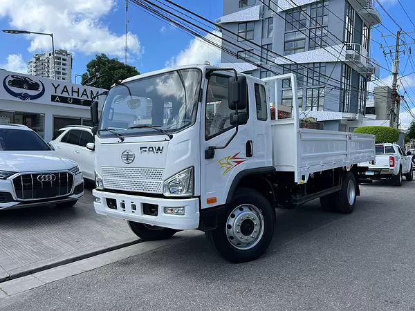 camiones y vehiculos pesados - FAW 18 PIES 2024 1