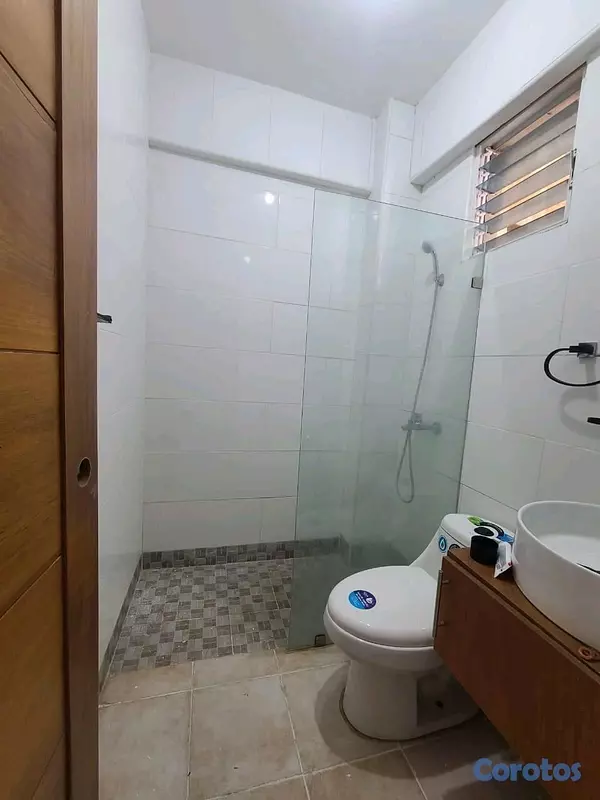 apartamentos - 4to nivel en san isidro, con derecho a techo y parqueo techado 5