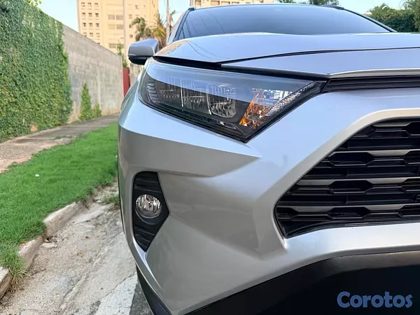 jeepetas y camionetas - Toyota RAV4 LE AWD 2020 5