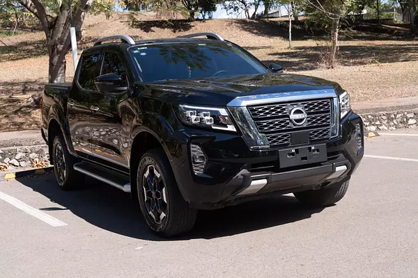 jeepetas y camionetas - Nissan frontier 2024 3