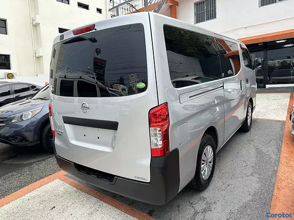 jeepetas y camionetas - Nissan NV350 2019 4