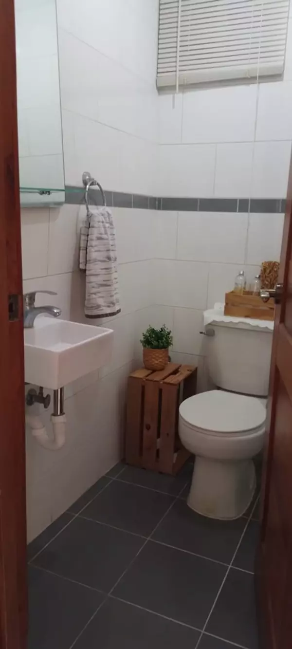 apartamentos - Apartamento Quinto Piso en Renacimiento, Distrito Nacional  (G. Maestría).  8
