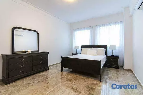 apartamentos - Lujosa Torre en Mirador Sur, excelente vigilancia,cercano al Parque 8