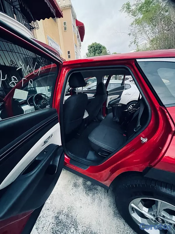 jeepetas y camionetas - hyundai Tucson SE 2022 3