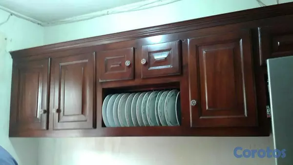 muebles y colchones - Gabinetes en madera con diseño para platos  3