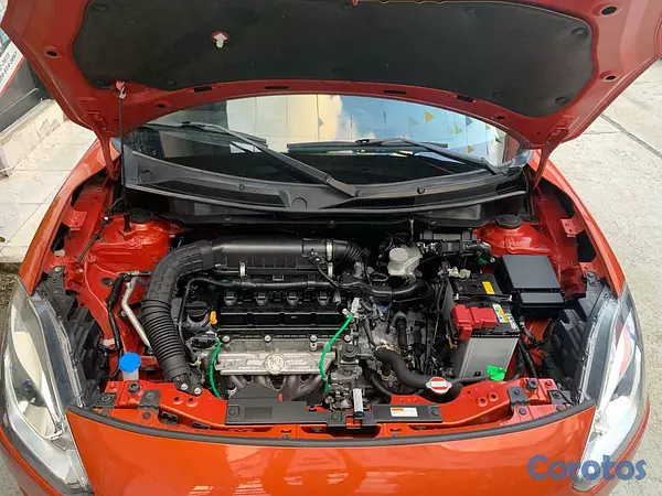carros - SUZUKI SWIFT  9