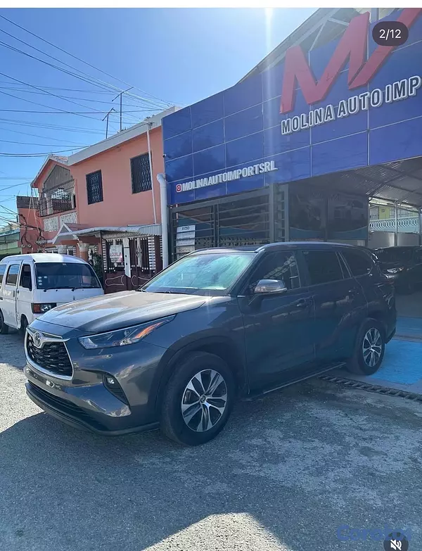 jeepetas y camionetas - Toyota Highlander HYBRID XLE 2023 2